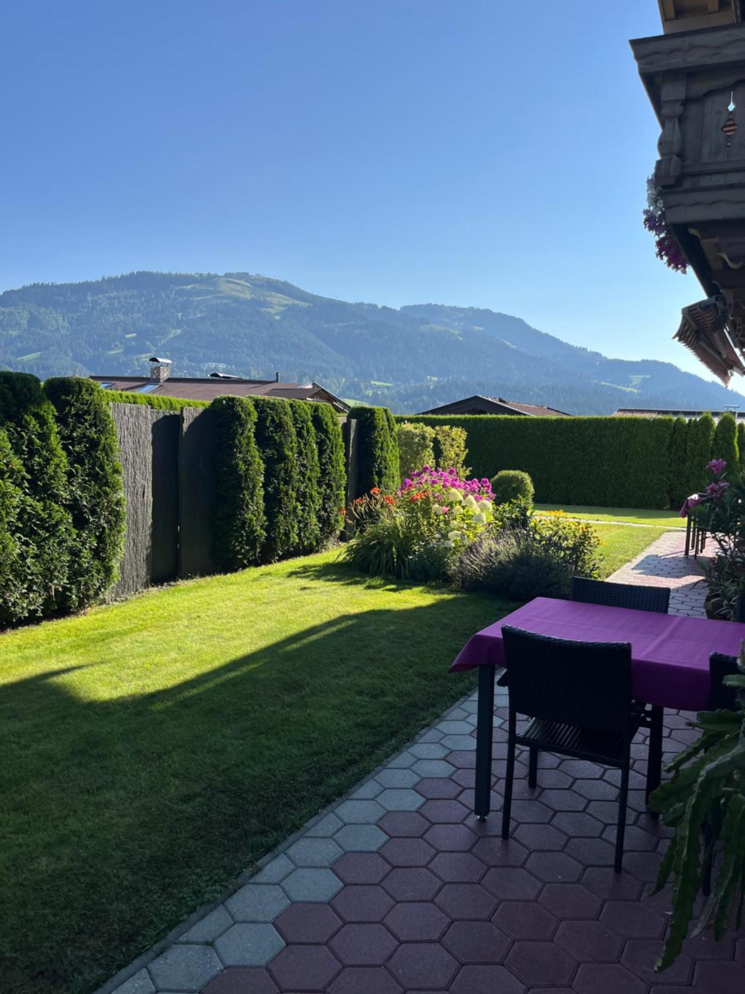 Landhaus Bergmoment - Adults Only Ellmau Esterno foto